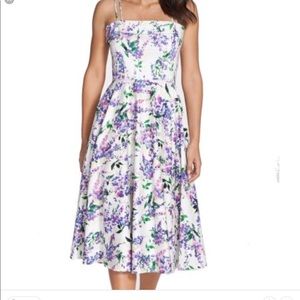 Maggy London Spring Dress Size 2P -EUC